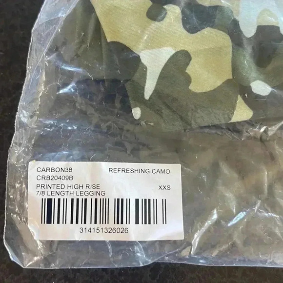Carbon38 Refreshing Camo Printed High Rise 7/8 Legging NWT XXS - Picture 6 of 6